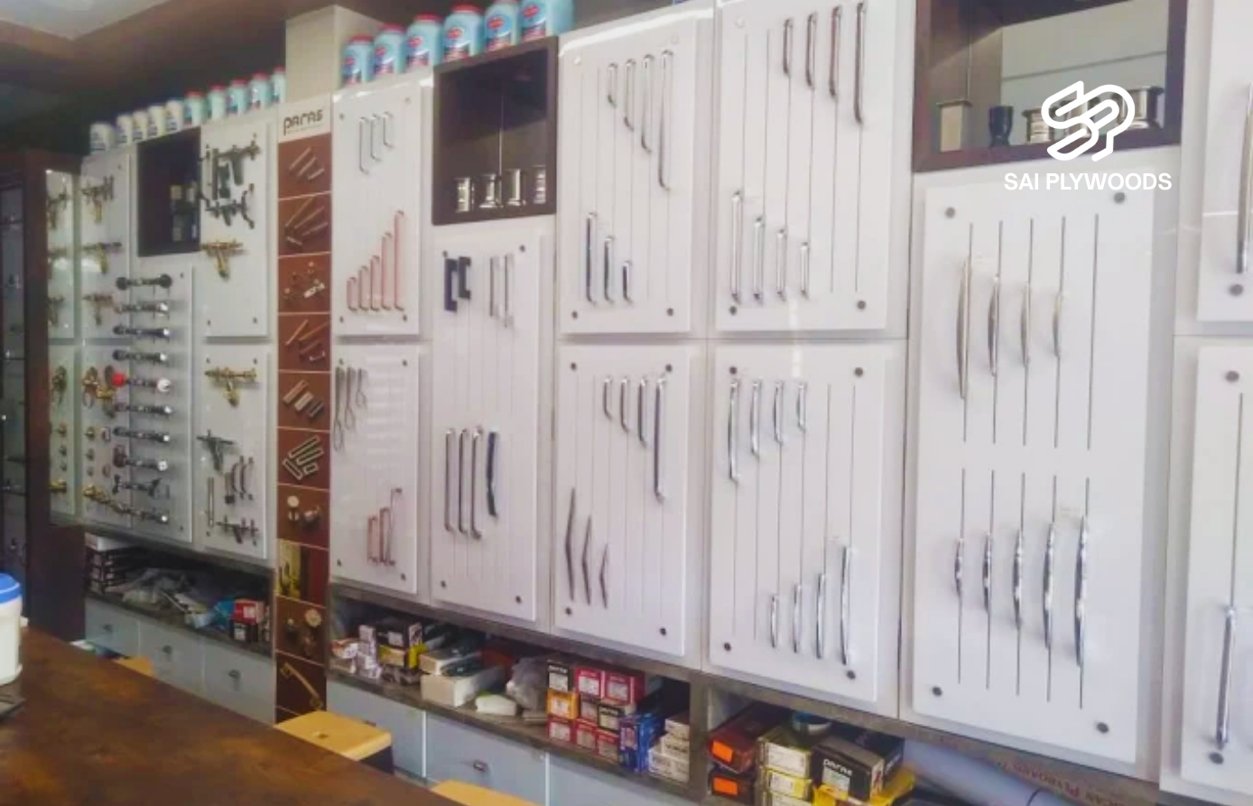 Neat & <span class="highlight">Organized Display</span>